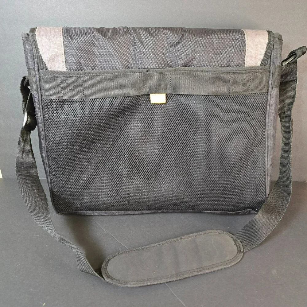Targus CityGear Messenger Case for 16 Inch Laptop Bag Black Grey Work Travel